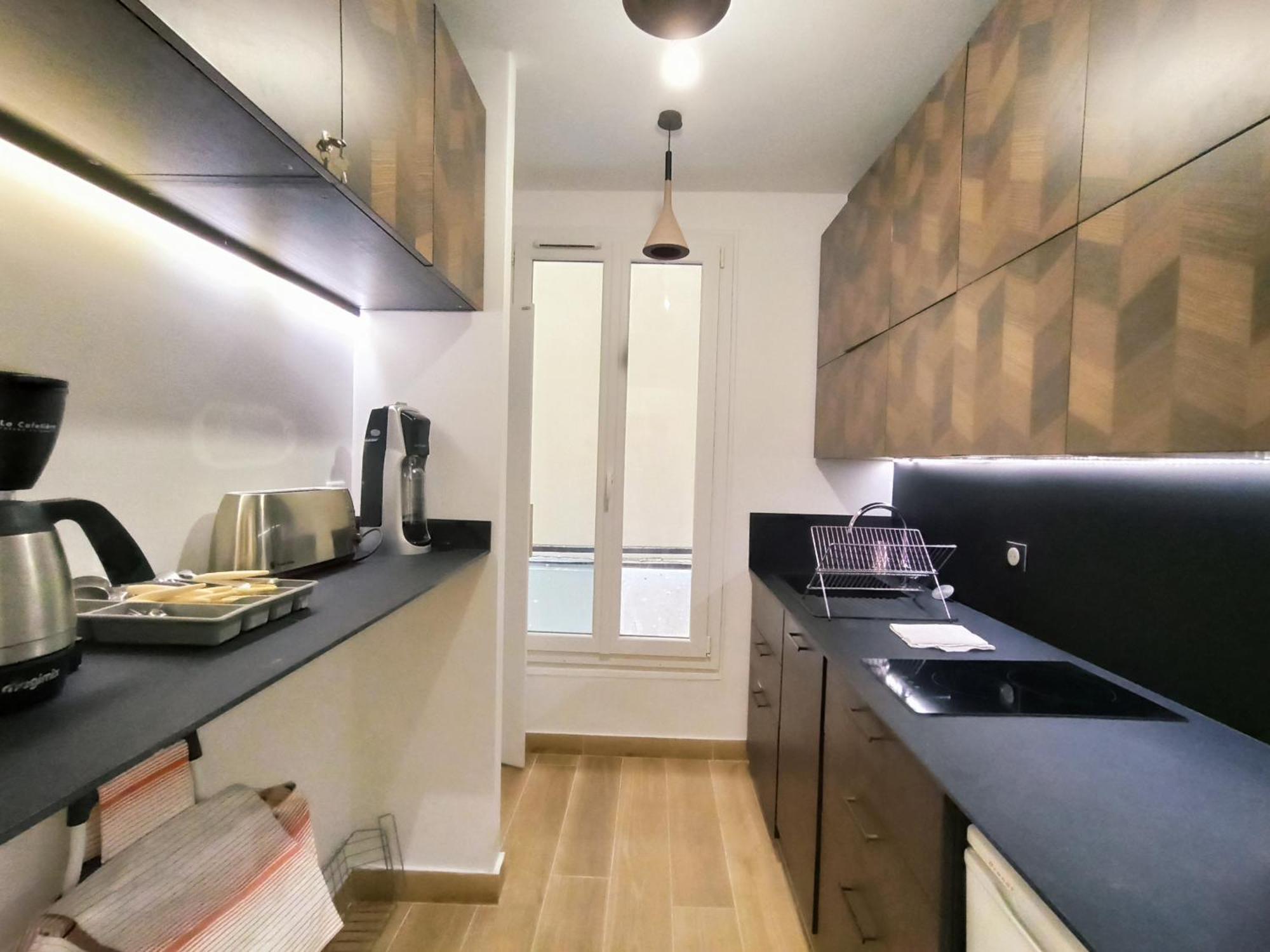 Rue Du Faubourg St Honore #1 - 8 Appartement
